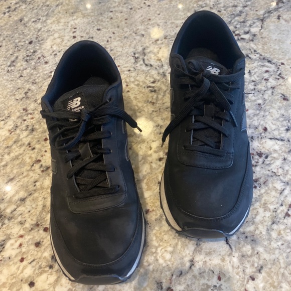 New Balance Black Sneakers - Picture 2 of 6